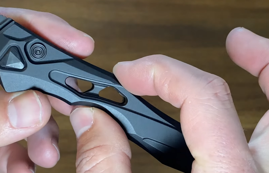 Обзор KERSHAW LAUNCH 13. Автоматический складной нож с необычным дизайном